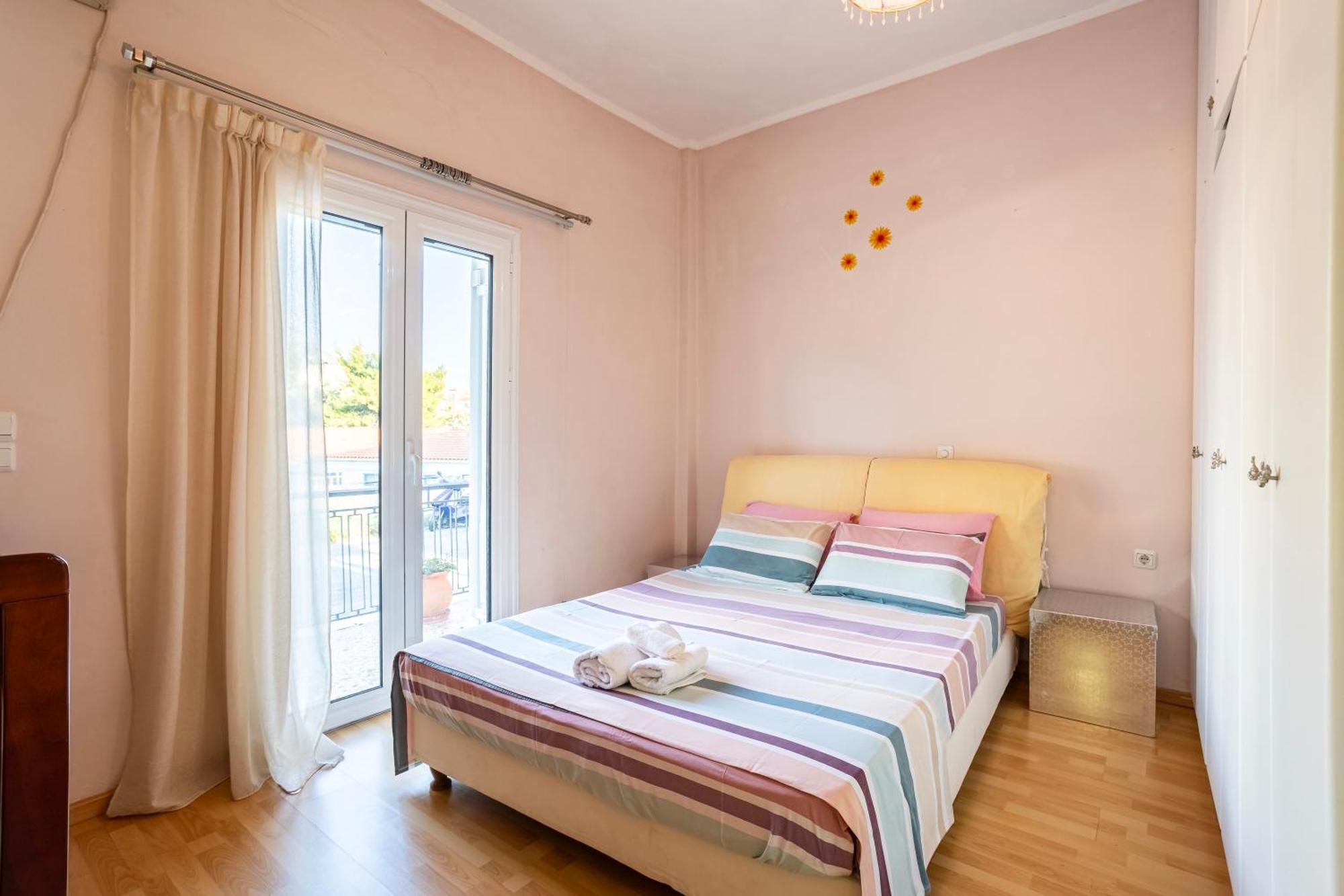 דירה Kalamata's Sunny Retreat Near The Historic Center קלמאטה