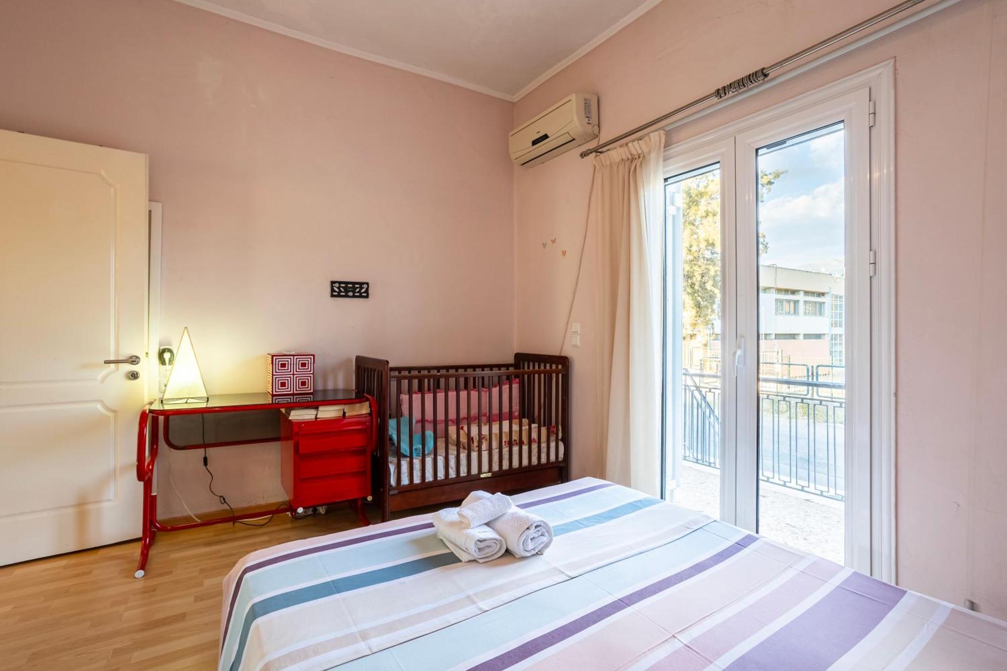 Appartement Kalamata's Sunny Retreat Near The Historic Center *